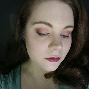 Meet your Posher, Alexandra